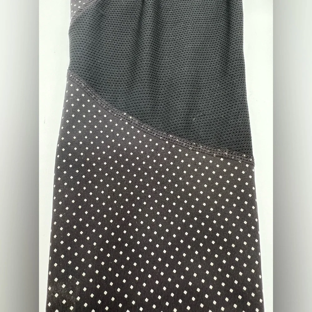 Athleta dot‎ be free black and gray reflective running leggings size XS. - Picture 3 of 8